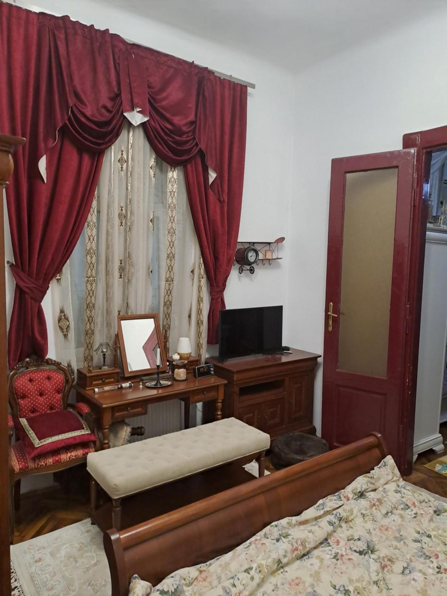 Sia'S Home Oradea Bagian luar foto